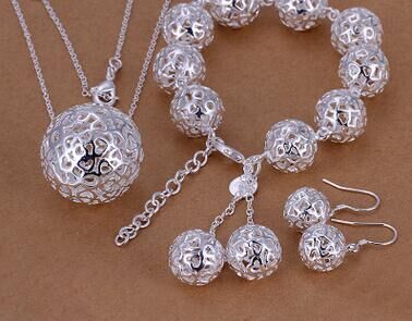 Exquisite Jewelry Silver-plated Three-dimensional Ball Pendant - CartsHub
